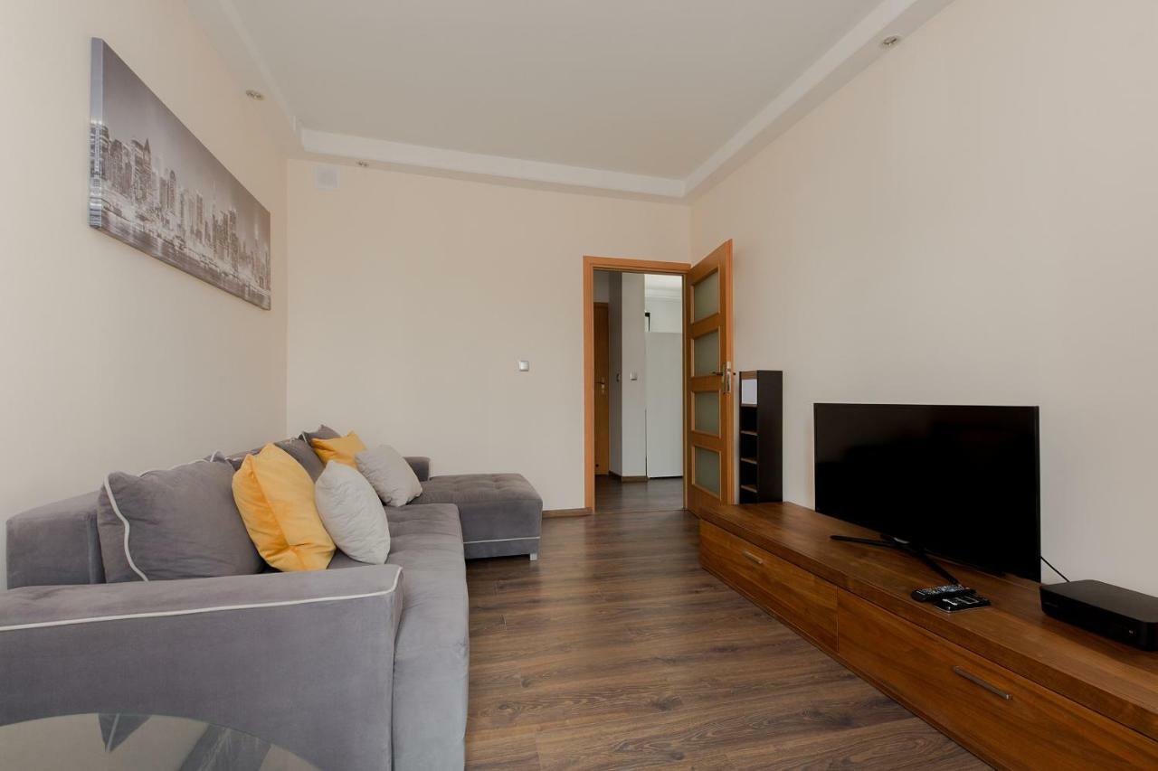 Shortstaypoland Staszica Warschau Exterior foto